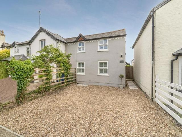House for sale in Cranbourne, Winkfield