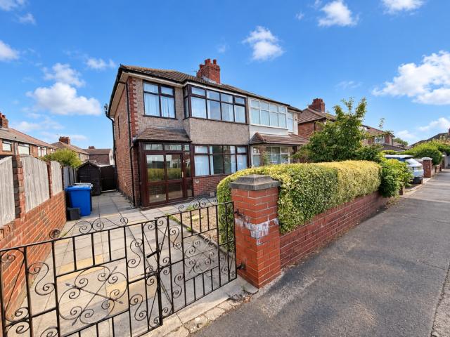 House for sale in Padgate, Warrington
