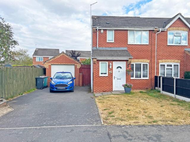 House for sale in Coalville, Leicestershire