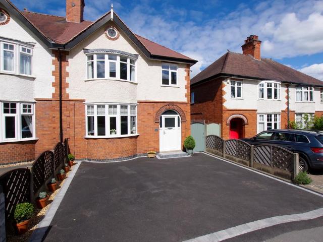 House for sale in Ashby-de-la-zouch, Leicestershire