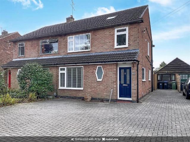 House for sale in Green Close, Warwickshire
