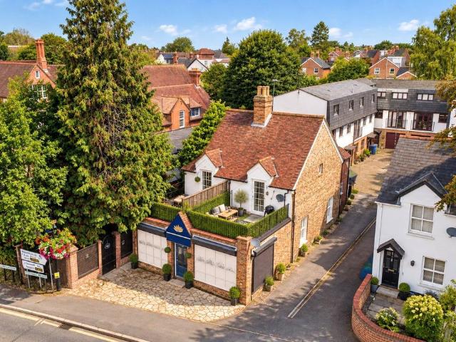 House for sale in Sunninghill and Ascot, Sunninghill