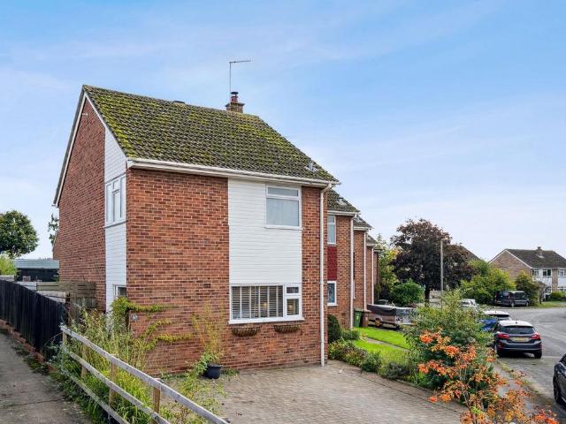 House for sale in Berrick Salome, Oxfordshire