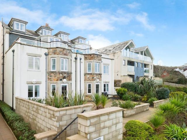 House for sale in Penbeagle, Cornwall