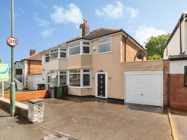 House for sale in Olton, West Midlands