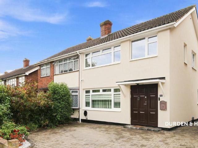 House for sale in Upminster, Greater London