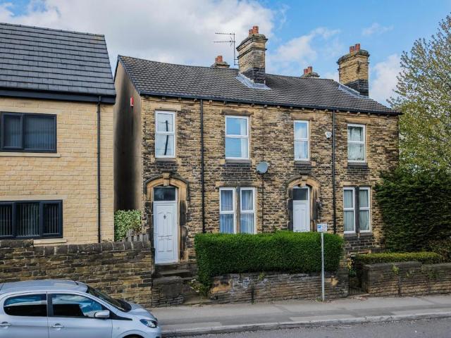 House for sale in Pudsey, West Yorkshire