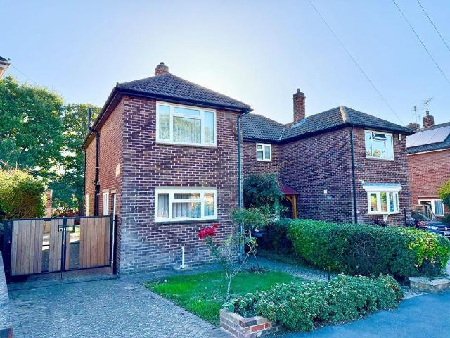 House for sale in Maypole, Dartford