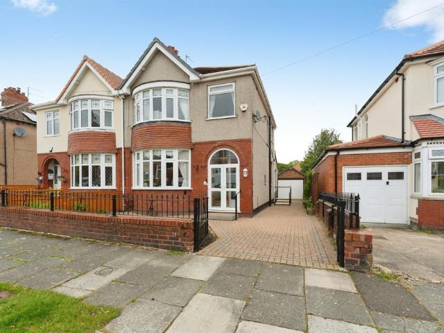 House for sale in Claughton, Oxton