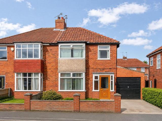 House for sale in Holgate, High Field