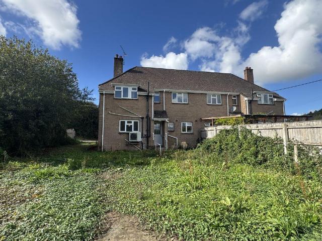 House for sale in Whitefield, Morden
