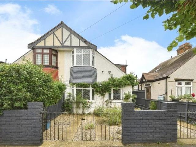 House for sale in Barkingside, Greater London