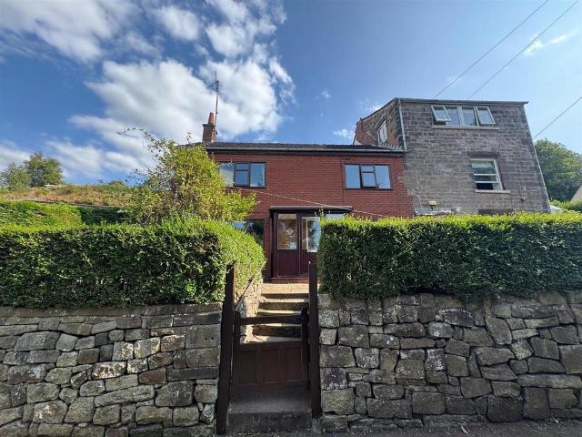 House for sale in Kingsley Moor, Staffordshire
