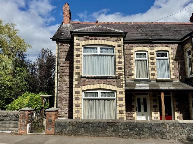 House for sale in Llandybie