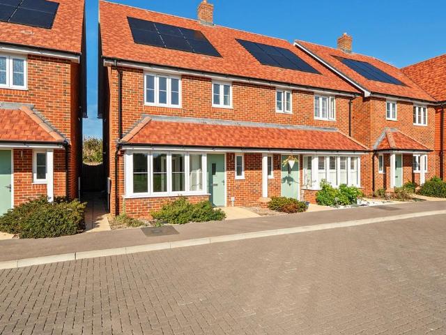 House for sale in Angmering, Arun