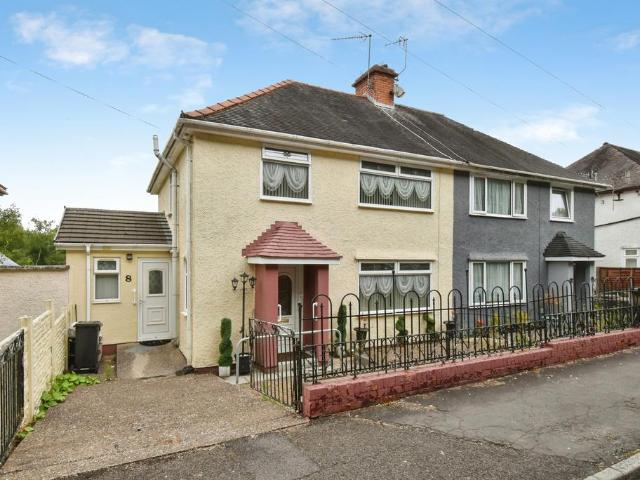 House for sale in Cilybebyll, Alltwen