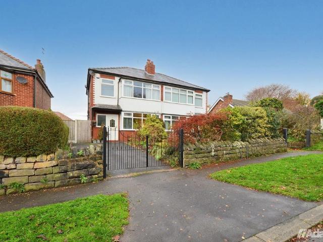 House for sale in The Brow, Halton
