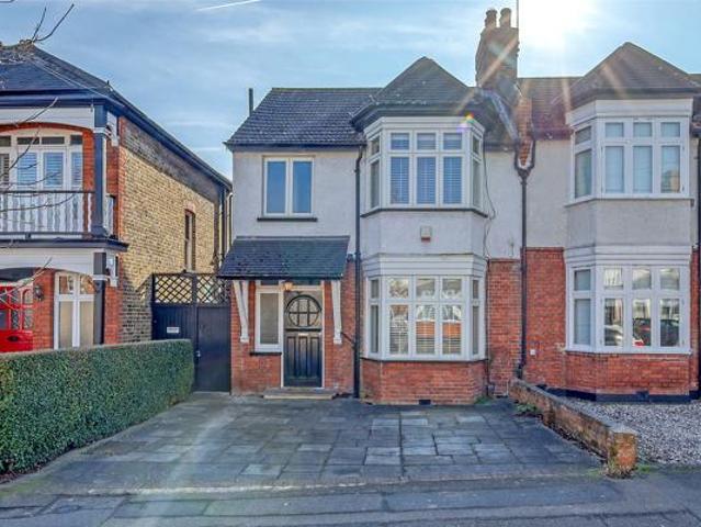 House for sale in Upminster, Greater London