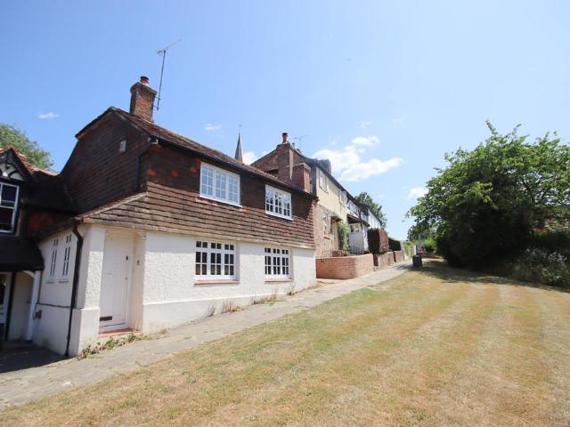 House for sale in Horsham, West Sussex