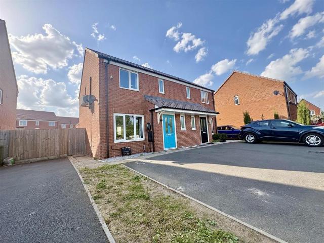 House for sale in Cardea, Peterborough