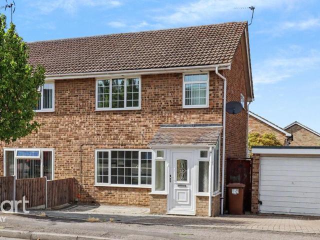 House for sale in Cliffe Woods