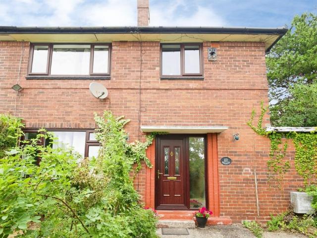 House for sale in West Park, West Yorkshire