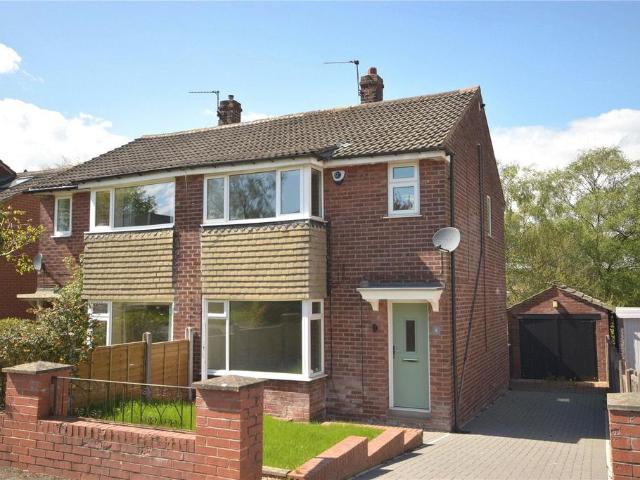 House for sale in Cookridge, West Yorkshire