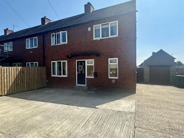 House for sale in London Park, Mirfield