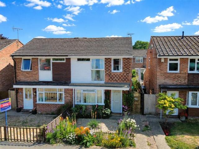 House for sale in Holybrook, West Berkshire