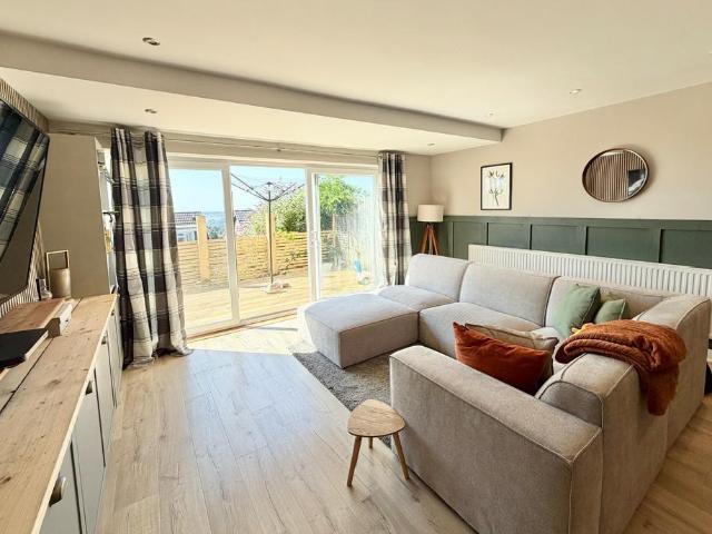 House for sale in Tycoch, Nangreaves