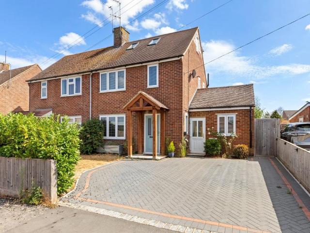 House for sale in Berrick Salome, Oxfordshire