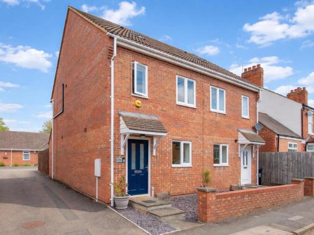 House for sale in Finedon