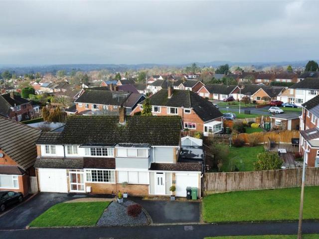 House for sale in Stourbridge, West Midlands