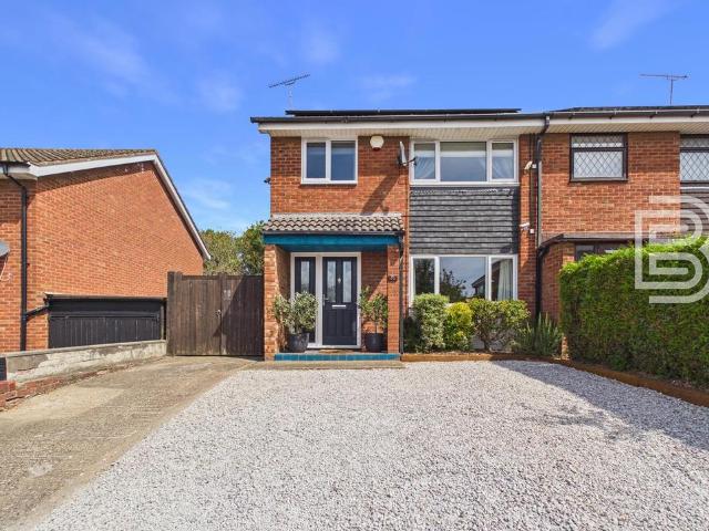 House for sale in Brownsover, Rugby