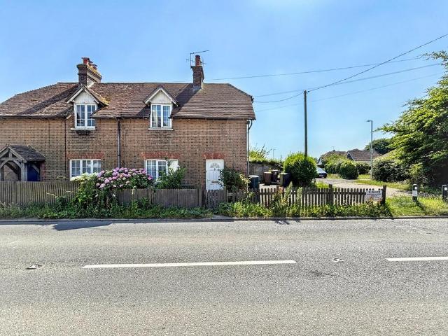 House for sale in Heathlands, East Sussex