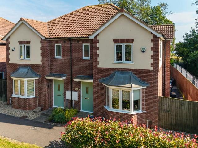 House for sale in Grimsby, North East Lincolnshire
