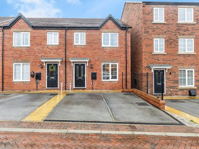 House for sale in Cutsyke, Castleford