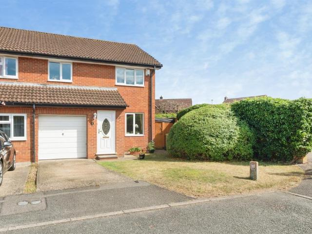 House for sale in Green Park, Milton Keynes