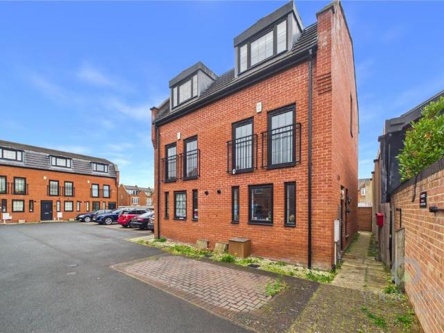 House for sale in Phippsville, Northampton