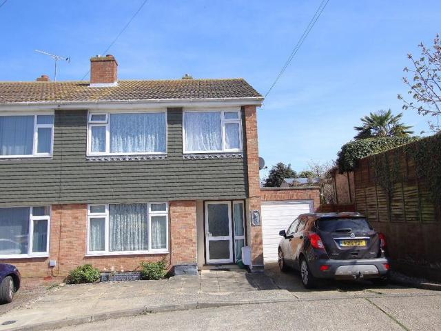 House for sale in Clacton-on-Sea, Tendring