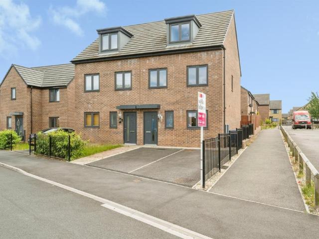 House for sale in Thurnscoe, South Yorkshire