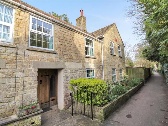 House for sale in Church End, Purton