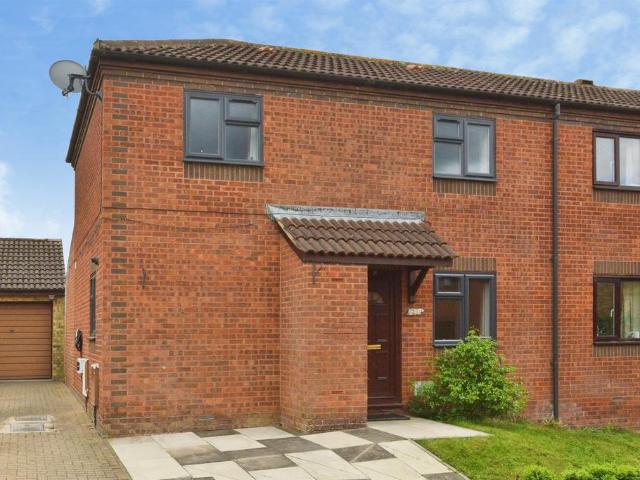 House for sale in Great Holm, Milton Keynes