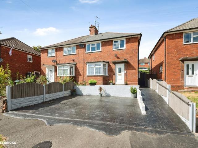House for sale in Stone Cross, Hill Top