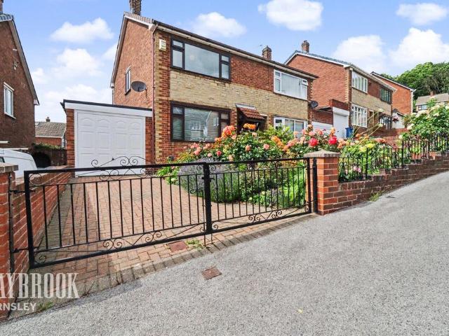 House for sale in Ardsley, South Yorkshire