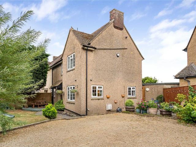 House for sale in Haddenham, Buckinghamshire