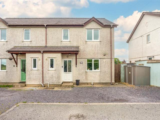House for sale in Llanrug, Wales