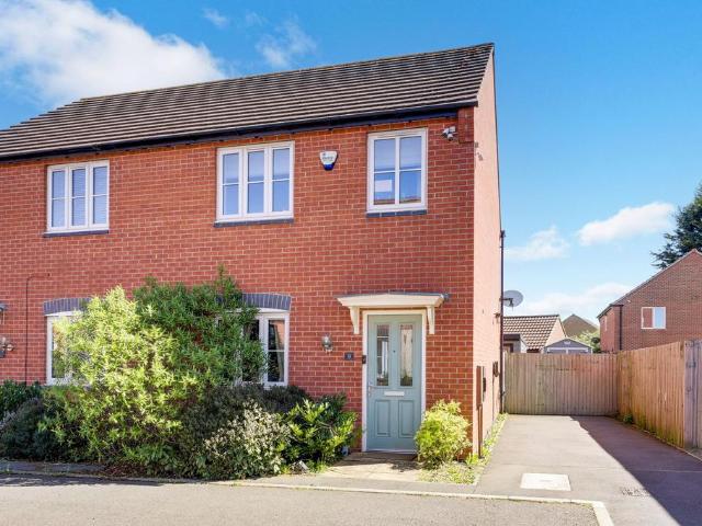 House for sale in Hucknall, East Midlands