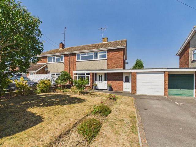 House for sale in Broughton, Aylesbury