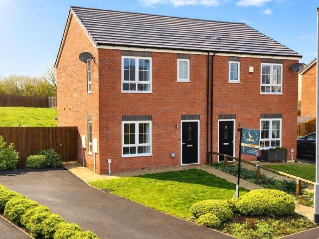 House for sale in Normanton and Altofts, Altofts